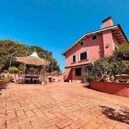 Desiderio With Pool In Villa *